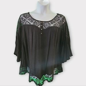 Naif Short Sleeve Gauzy Top*